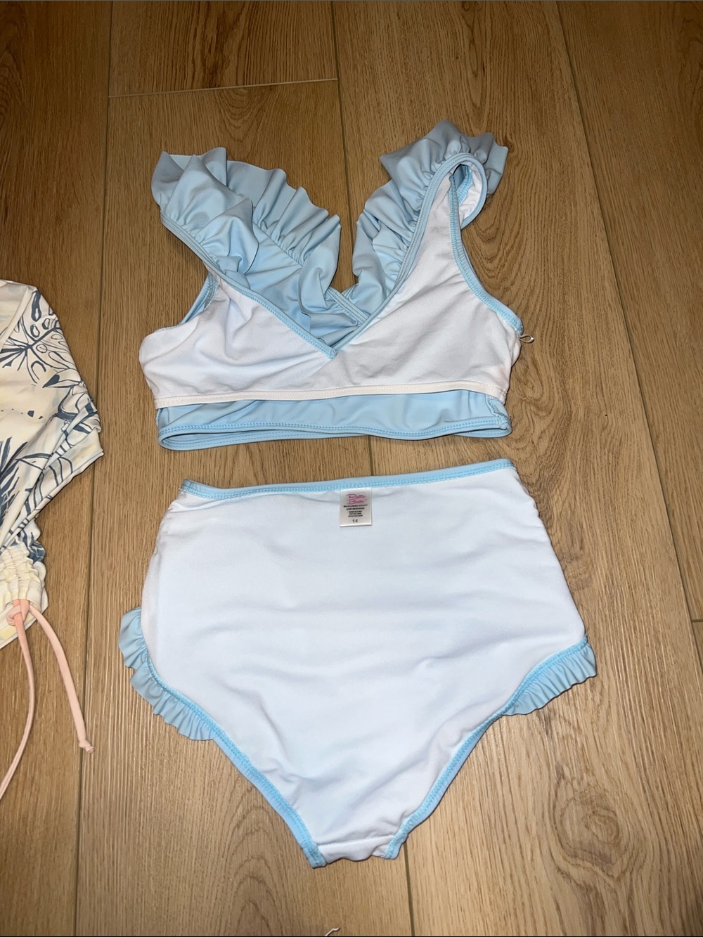 Girls' Light Blue Ruffle Bikini Set with Tropical Rash Guard - Picture 5 of 10